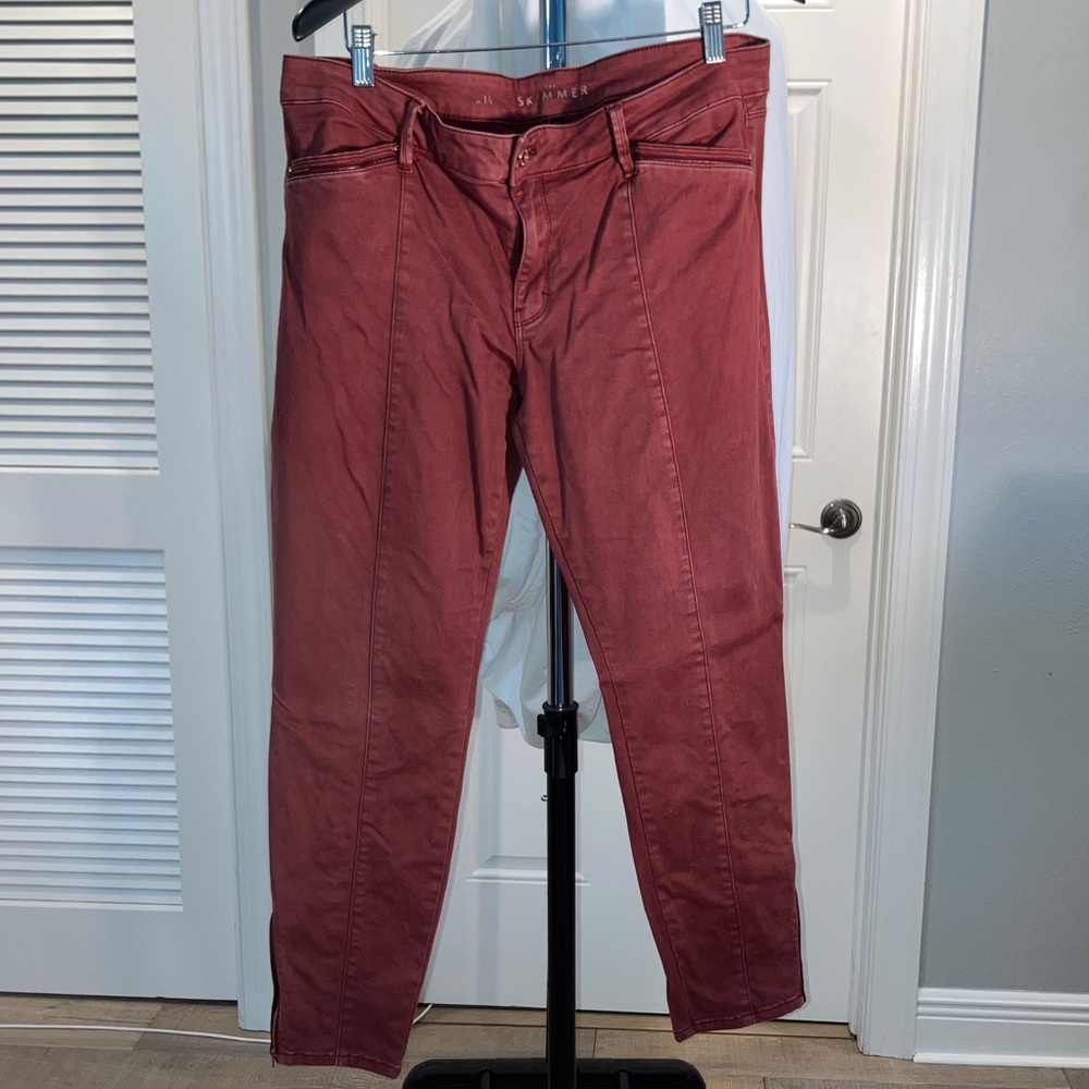 White House Black Market Skinny Pants in Brick Red, 14